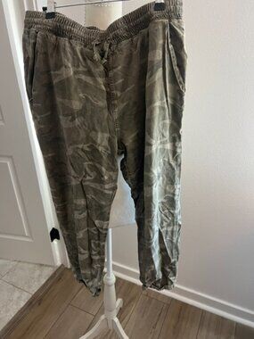 Current/Elliott Drawstring Lounge Trouser Army Camo Size 2